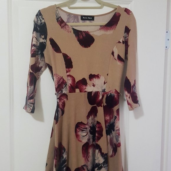EUC Style Rack Mini Sweater Dress (US M) - Picture 1 of 4